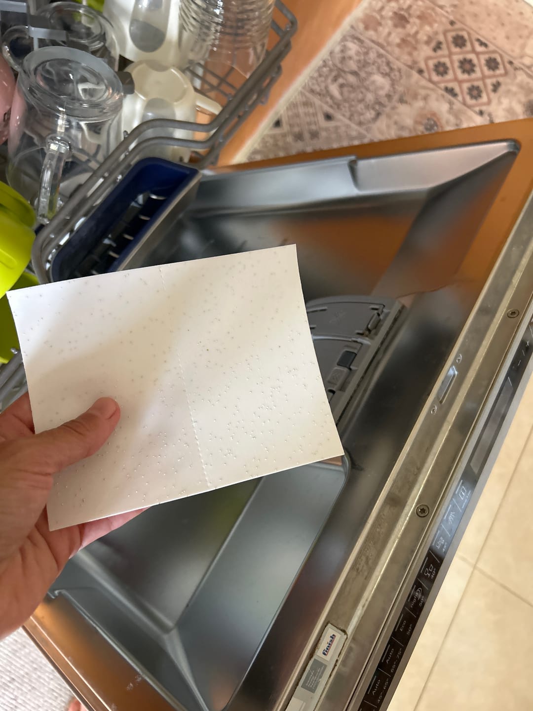 Customer photo review of דפי ניקוי למדיח