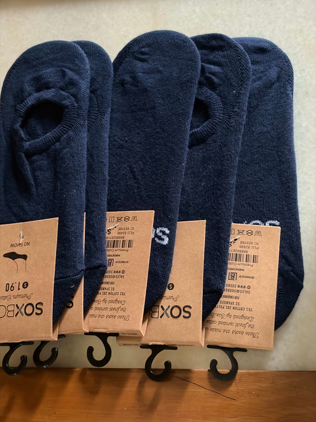Customer photo review of [5 Pairs] No Show Cotton Socks