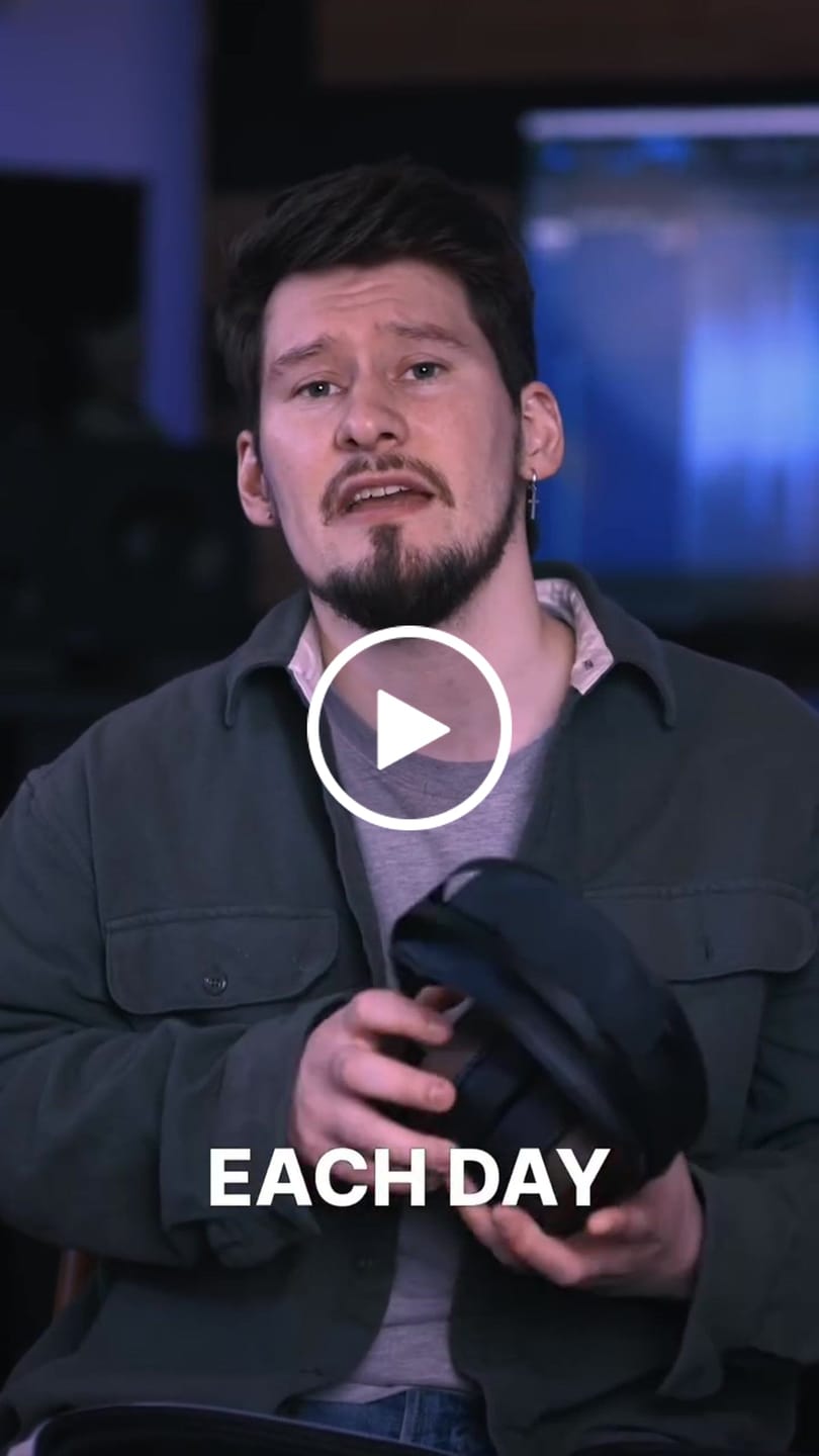 Customer video review of R1