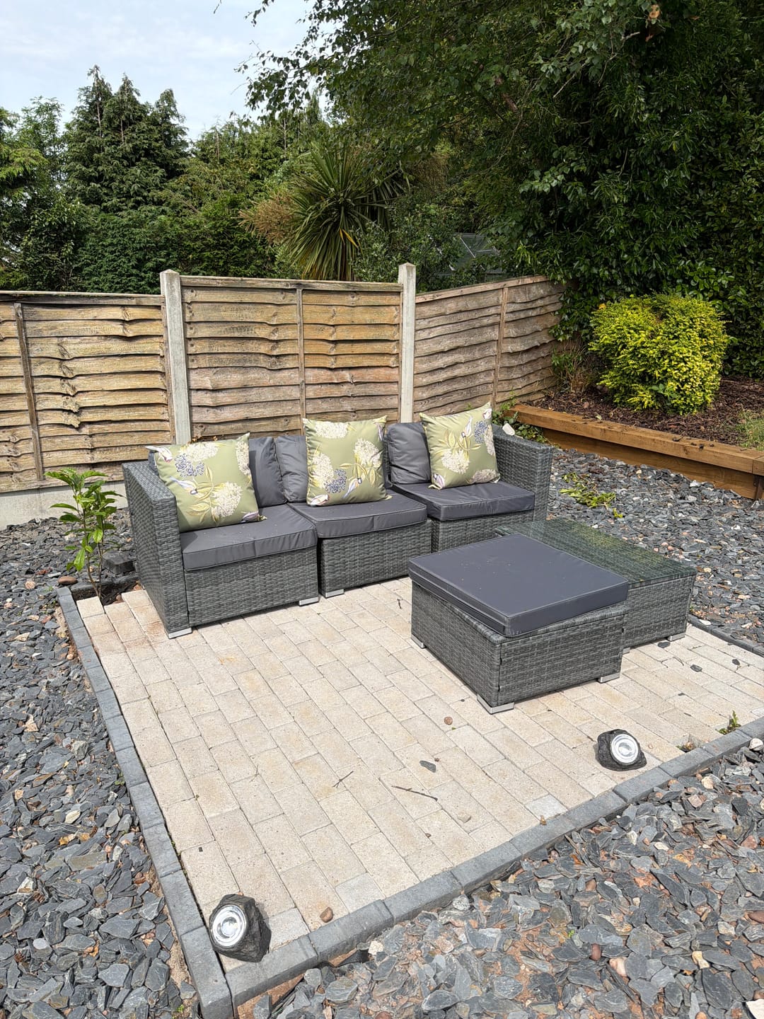 Customer photo review of Outdoor Garden Waterproof Cushion - Bird on Elderflower