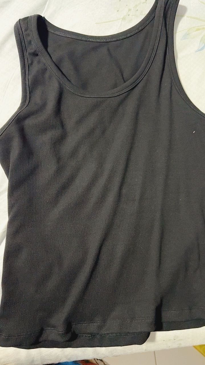 Customer photo review of Ribbed Tank Top