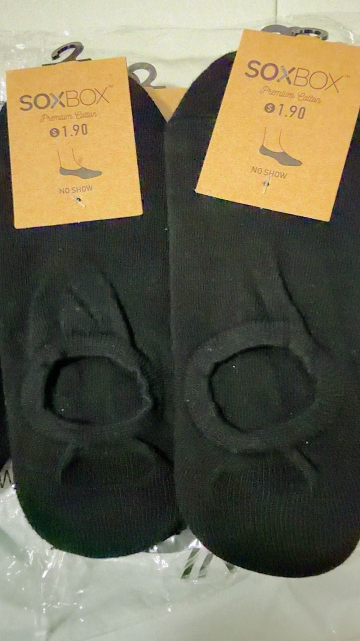 Customer photo review of [5 Pairs] No Show Cotton Socks