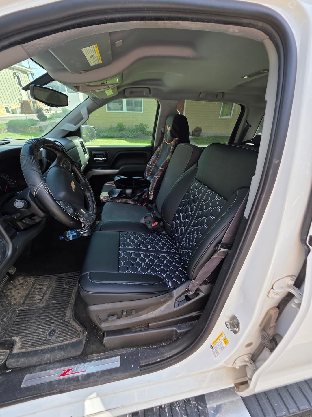 Customer photo review of 2014-18 Chevrolet Silverado Custom Leather Seat Covers