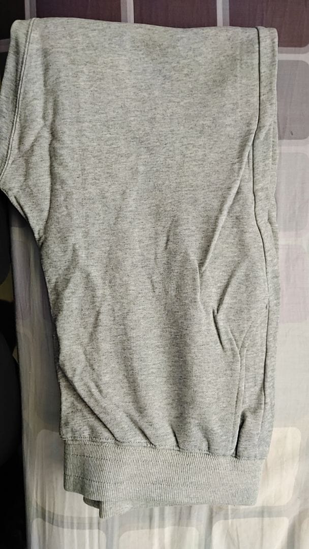 Customer photo review of Cotton Tapered Fit Ultra Soft Sweat Pants
