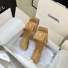 Customer photo review of CC 2026 Mule Calfskin Raffia