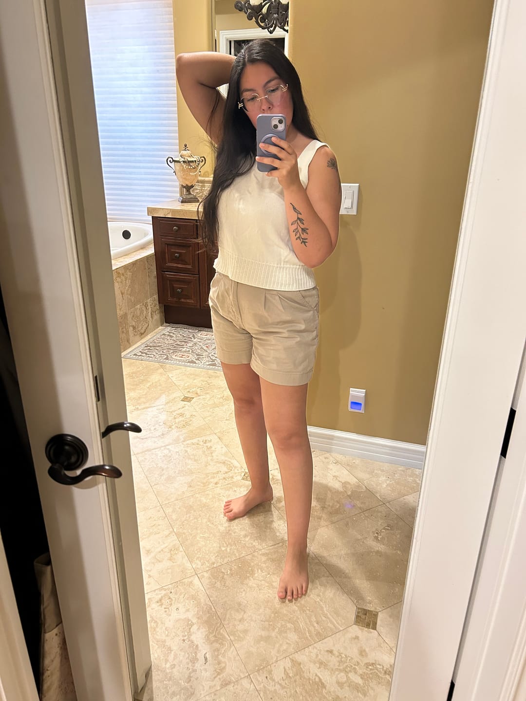 Customer photo review of Gunnee Shorts - Stone