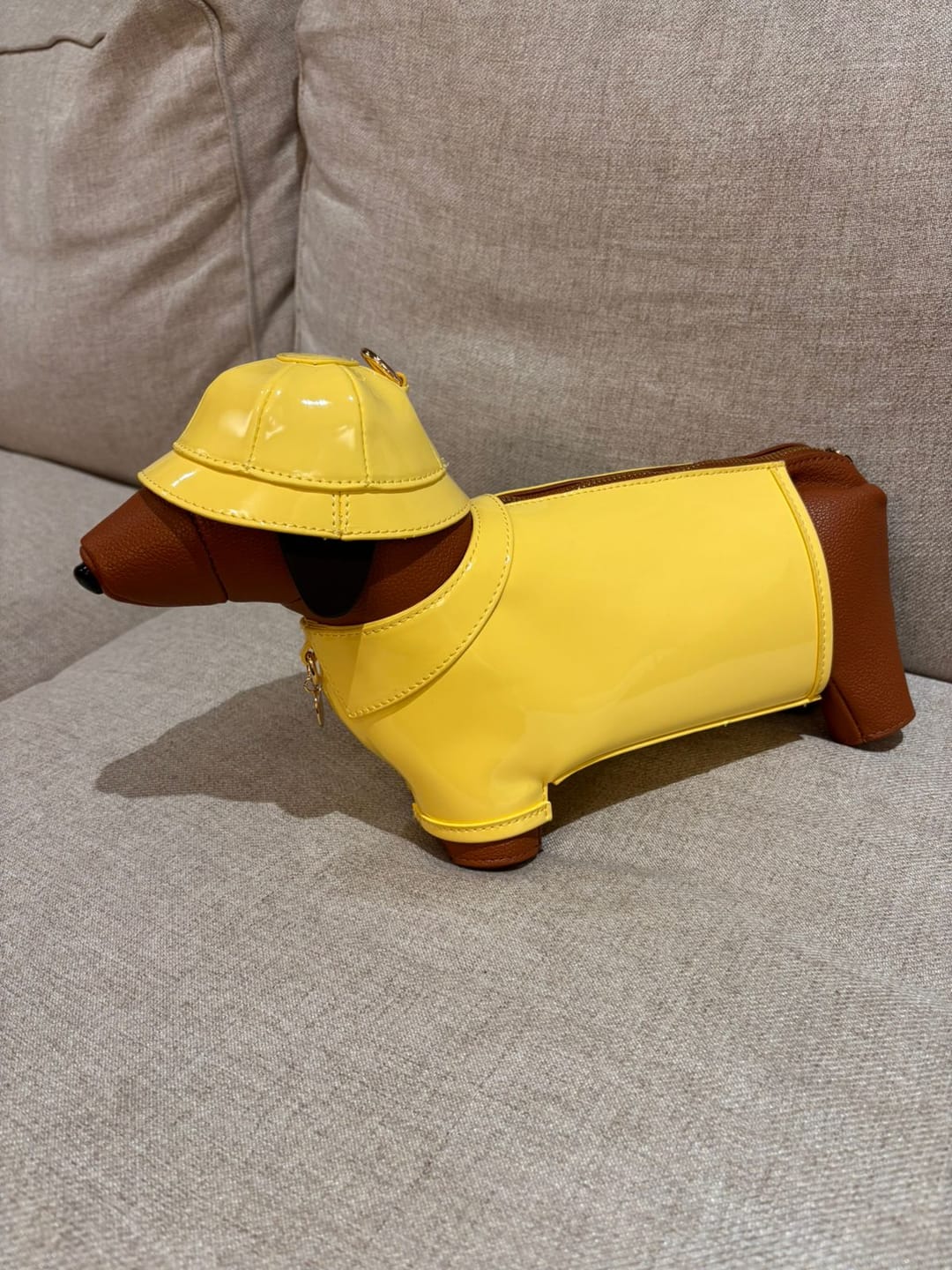 Customer photo review of Dachshund Safari Bag in Vegan Leather