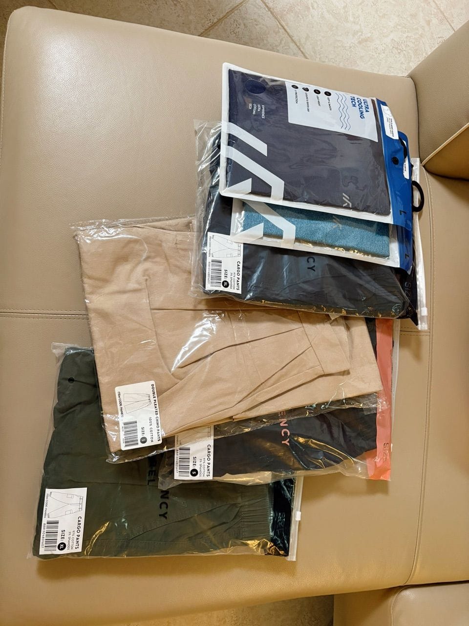 Customer photo review of Oversized Short Sleeve Shirt with Spring Clasp