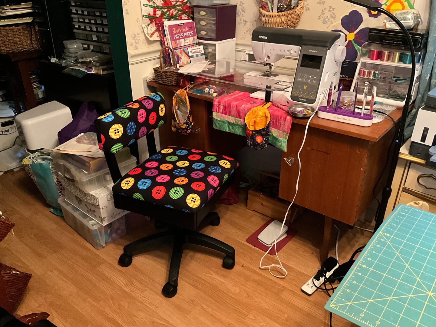Customer photo review of Arrow Hydraulic Sewing Chair
