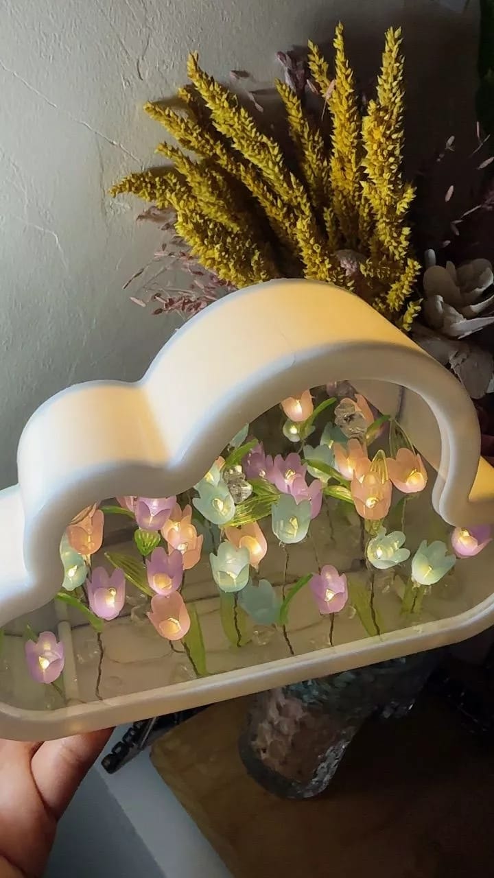 Customer photo review of Hidden Bloom Cloud - 2-in-1 Mirror Tulip Night Lamp