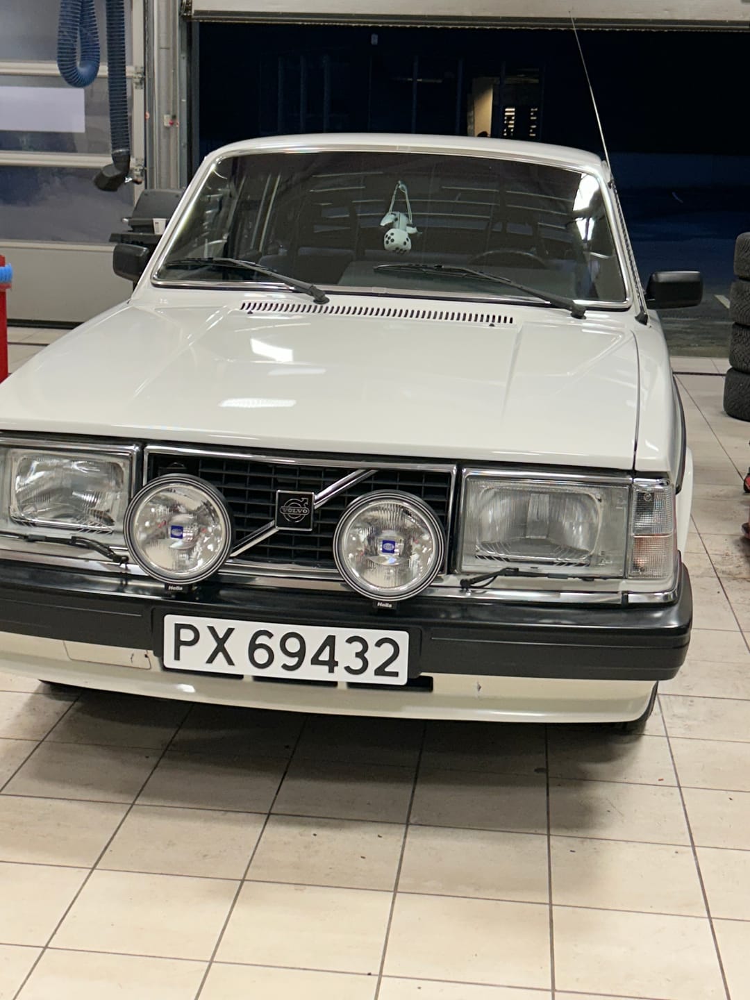 Customer photo review of Hella Rallye 3000 Original Lamp
