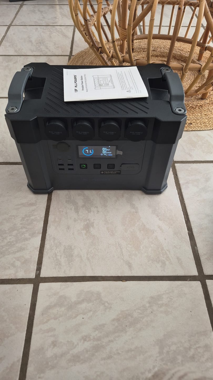 Customer photo review of ALLPOWERS S2000 Pro Station électrique portable 2400W 1451Wh