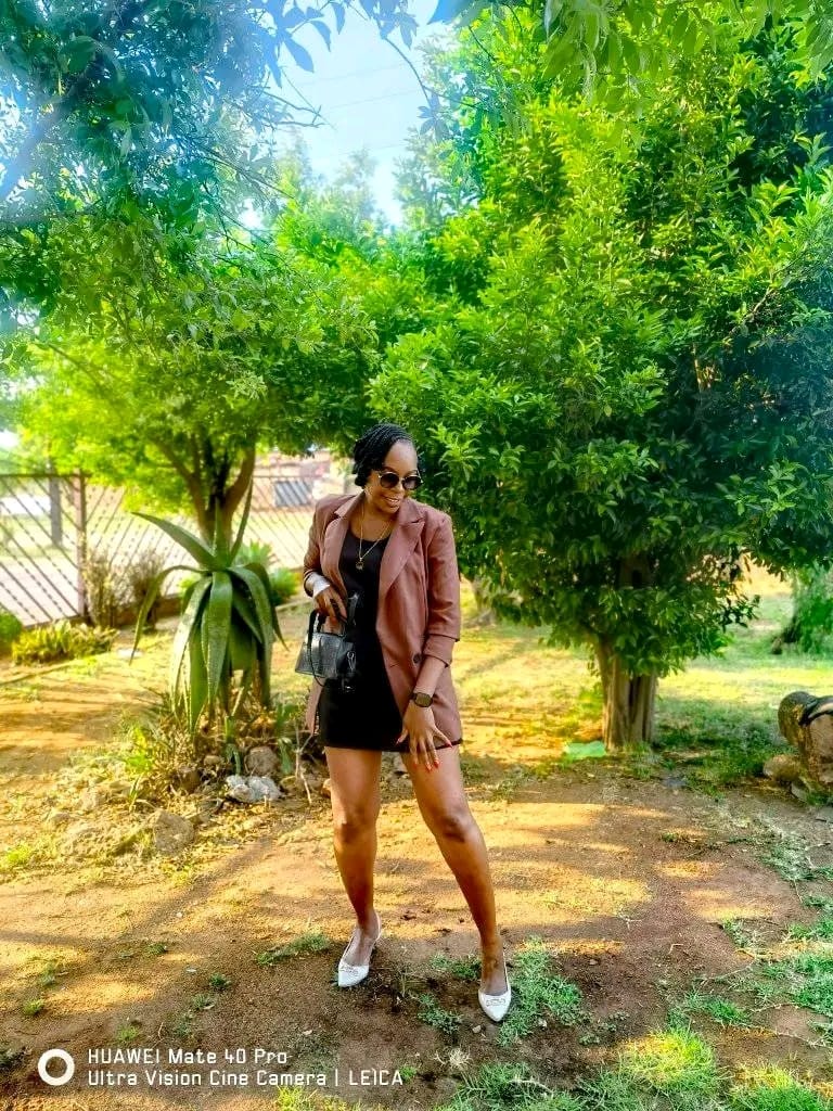 Customer photo review of Gold Thando Studs