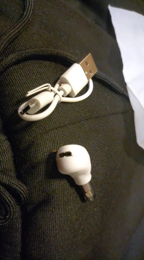 Customer photo review of Terapia de Luz Roja para el Tinnitus