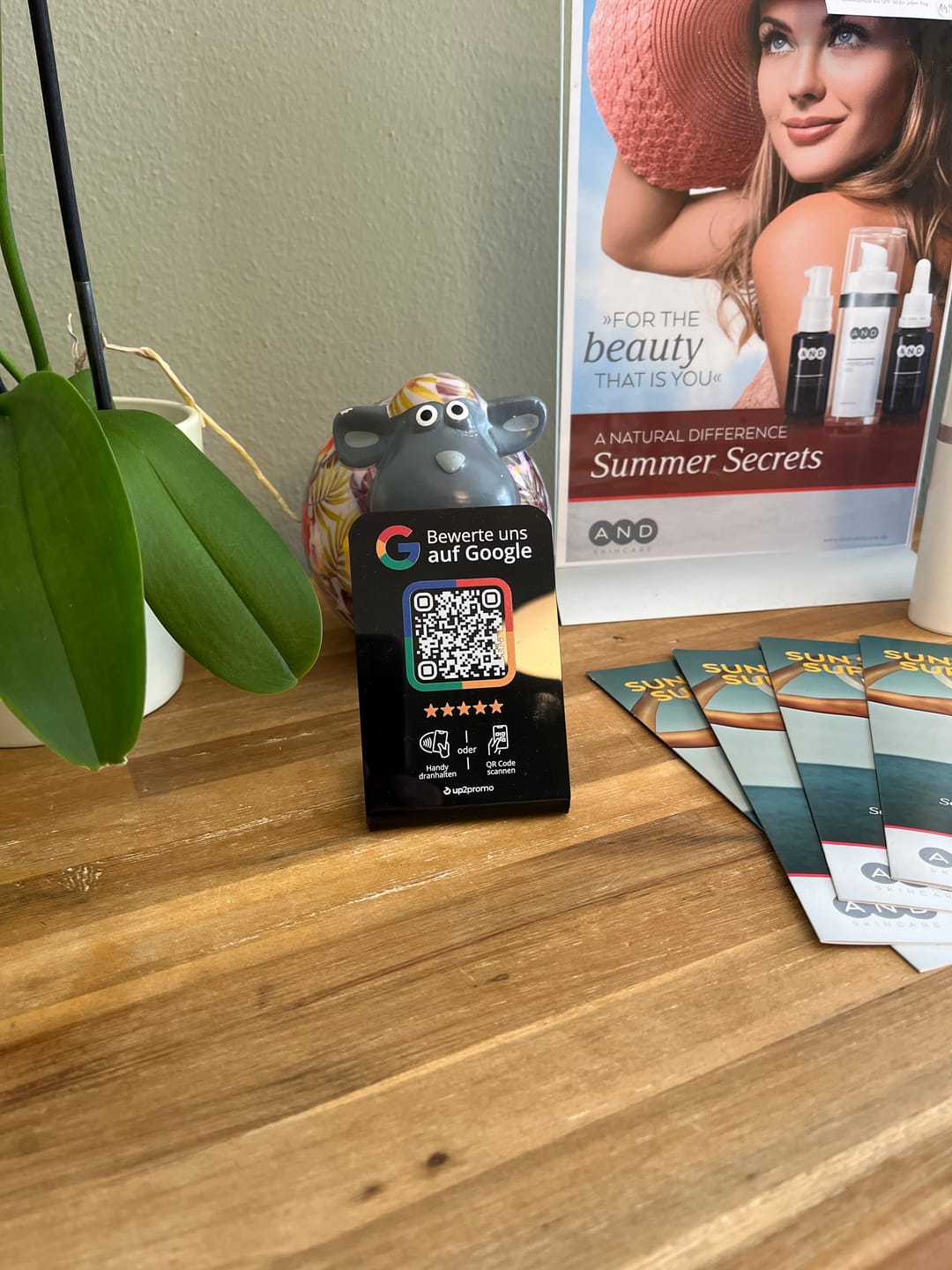 Customer photo review of Google Bewertung Aufsteller mit NFC & QR-Code