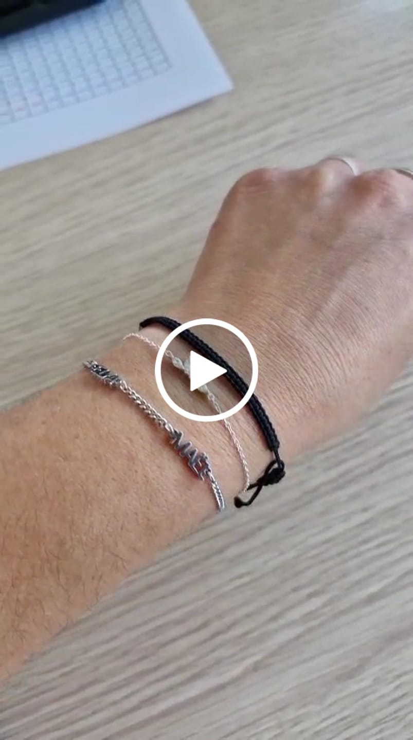 Customer video review of Bracelet personnalisé avec nom