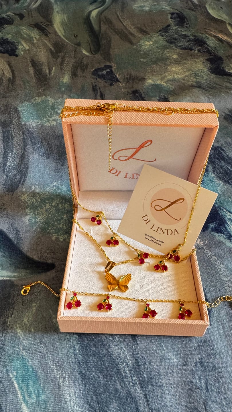 Customer photo review of Bracciale Cherry