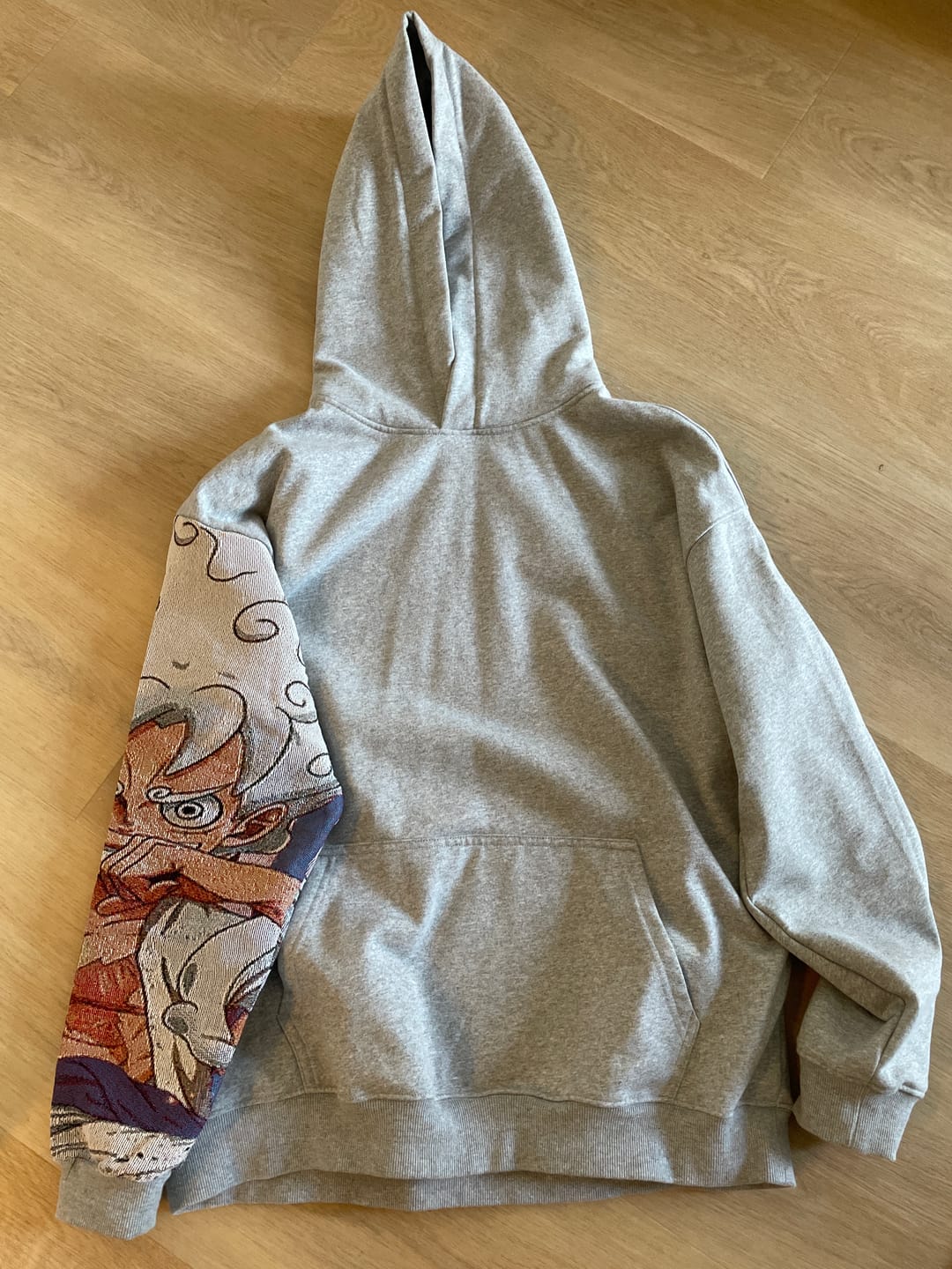 Customer photo review of Luffy Gear 5 Tapestry Hoodie