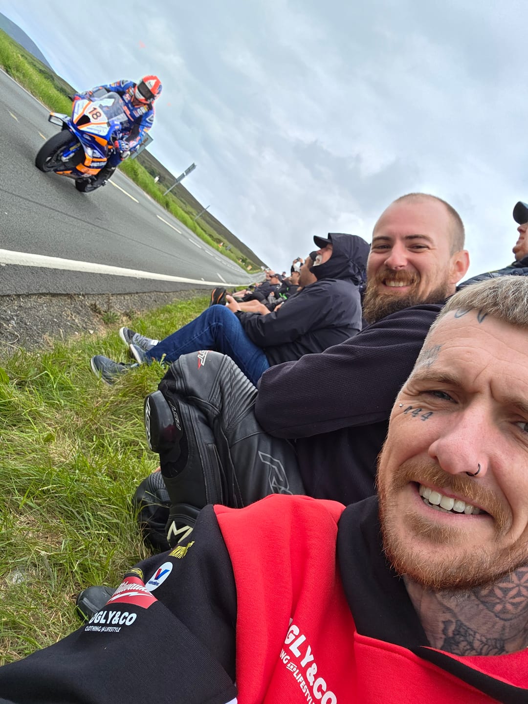 Customer photo review of Milwaukee Tools x Ducati Hoodie [Team Wear]