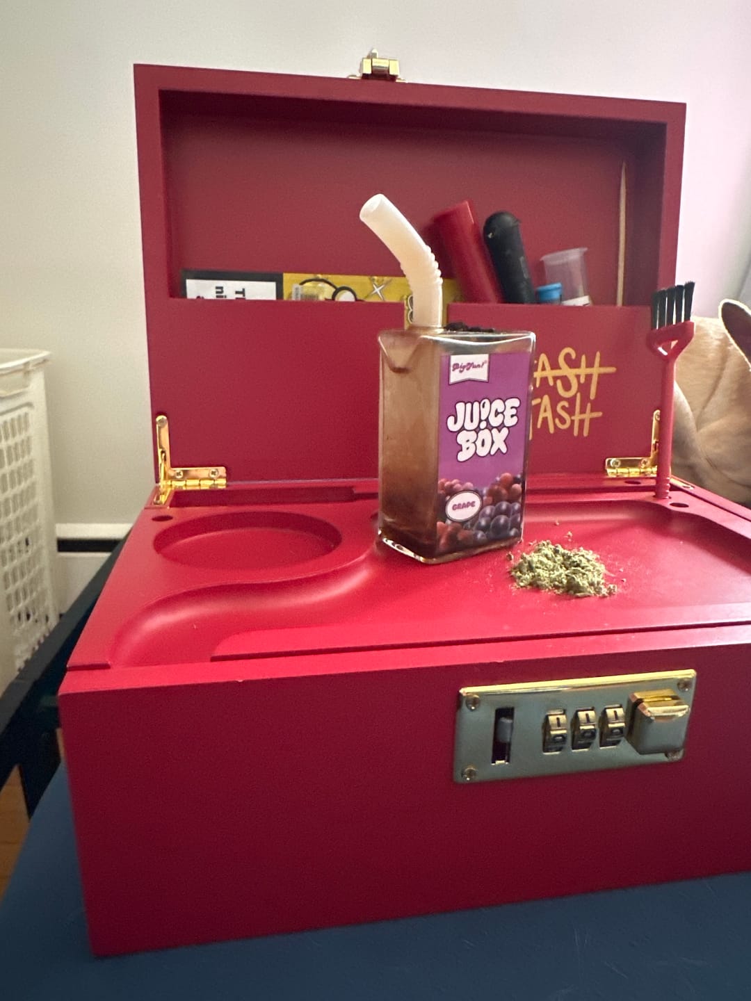 Customer photo review of Juice Box Bubbler