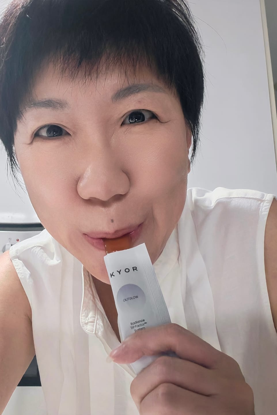 Customer photo review of OUTGLOW - Radiance Tri-Factor™ Jelly