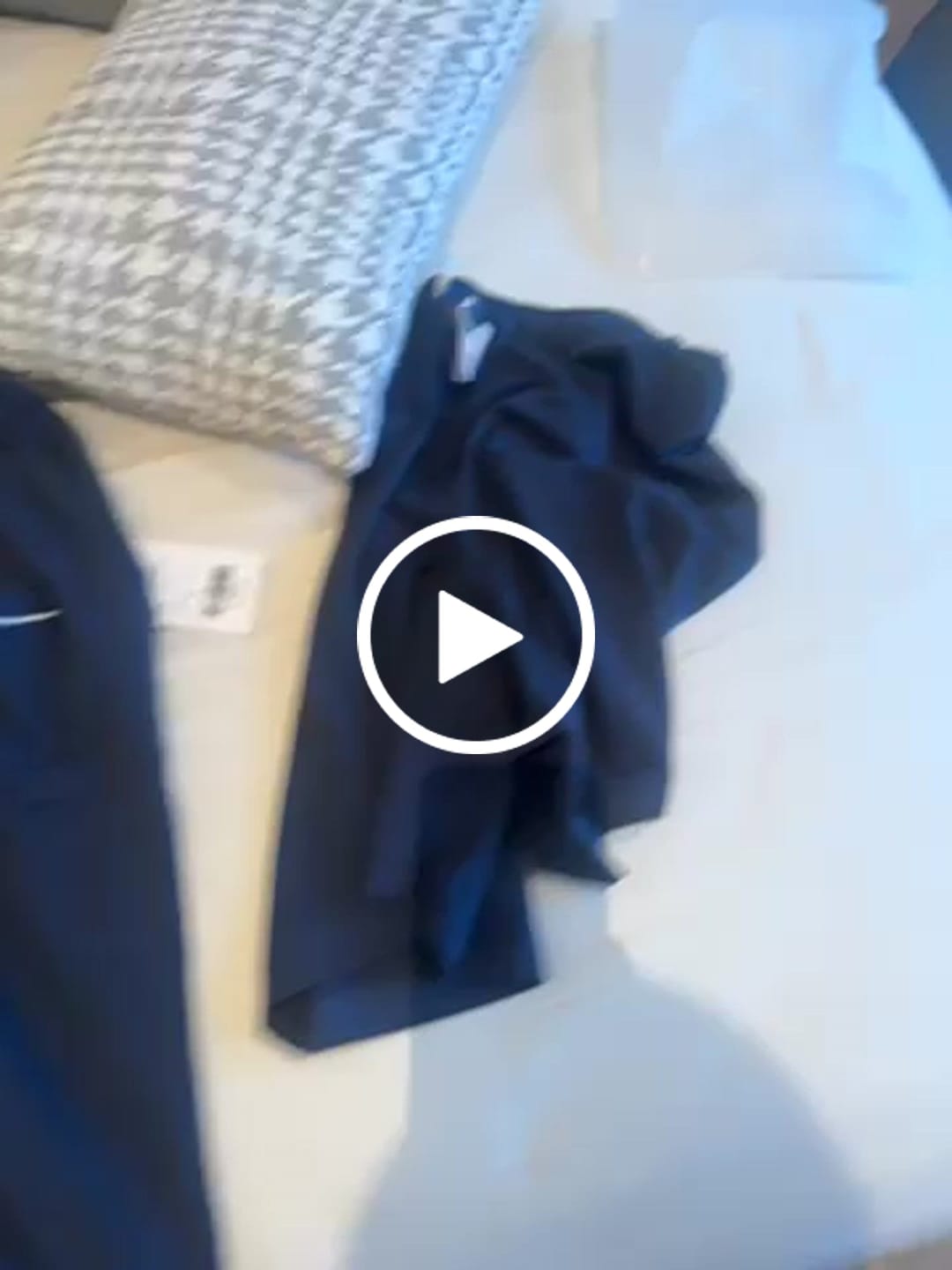 Customer video review of Time Out PJ | AlgaKnit - Black / Graphite