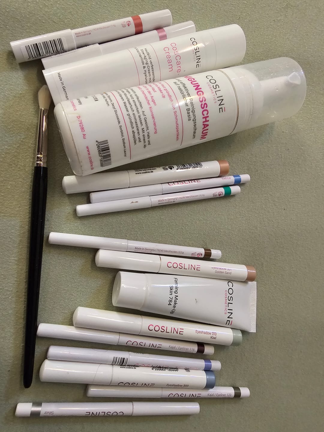 Customer photo review of 110 - Kajal / Eyeliner Lila