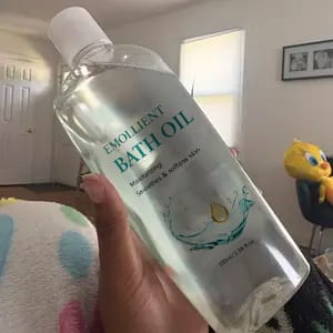 Customer photo review of 🛁 Indulge in Pure Luxury - 49% OFF - ✨ Skin So Soft Original Bath Oil - For Silky Smooth Skin & Natural Mosquito Protection!