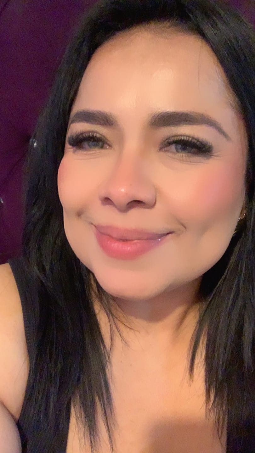 Customer photo review of Citha Hazel Brown Prescription Colored Contact Lenses