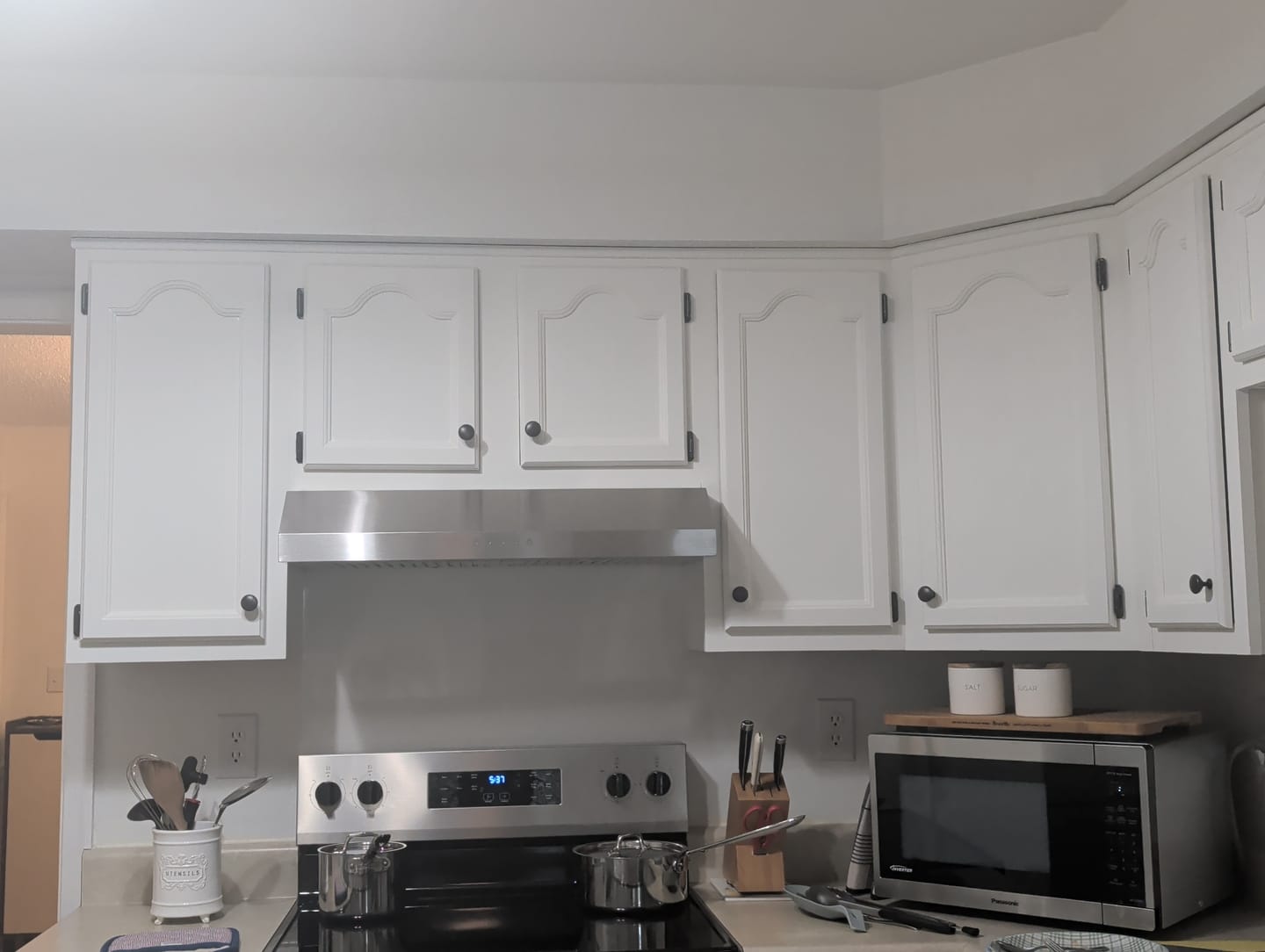 Customer photo review of Miracle Cabinet Paint | Ballet White