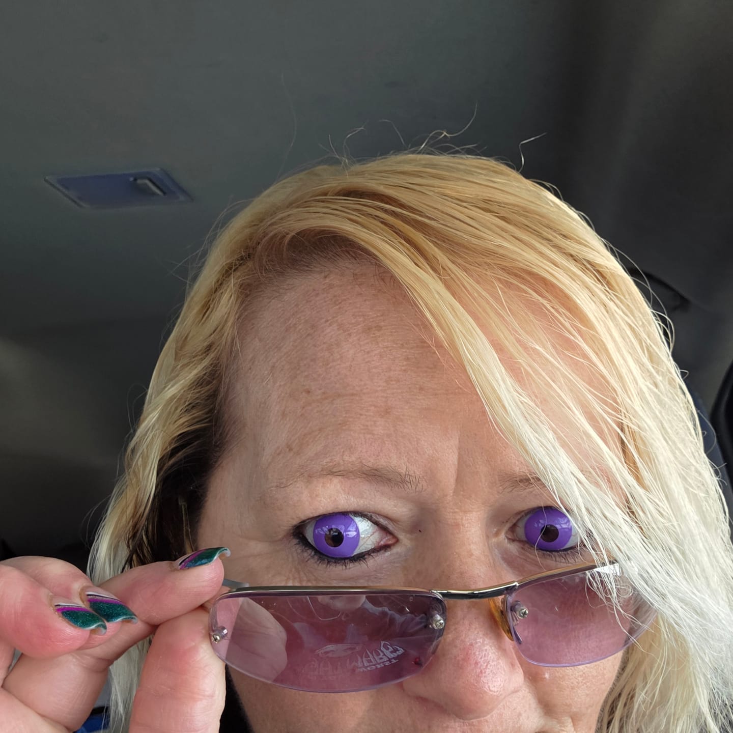 Customer photo review of Intense Violet