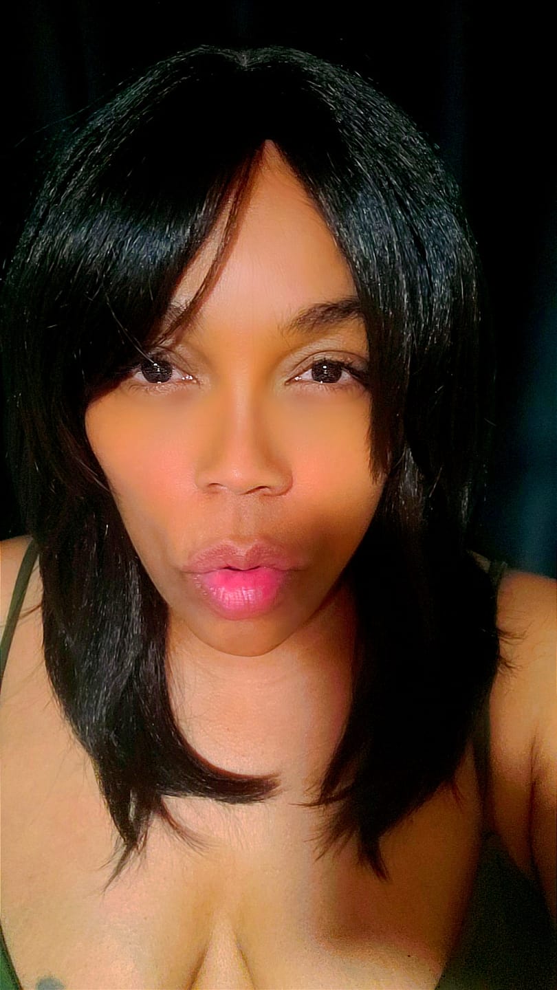 Customer photo review of Model Model HD Lace Top Wig - ALLURE