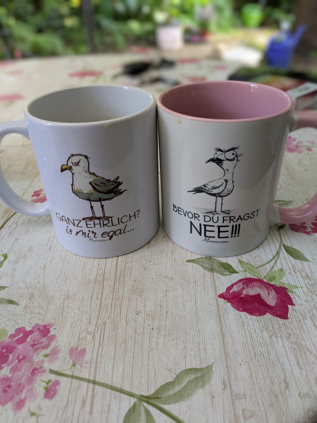 Customer photo review of Ganz ehrlich? ist mir egal.. · Keramik Tasse weiß
