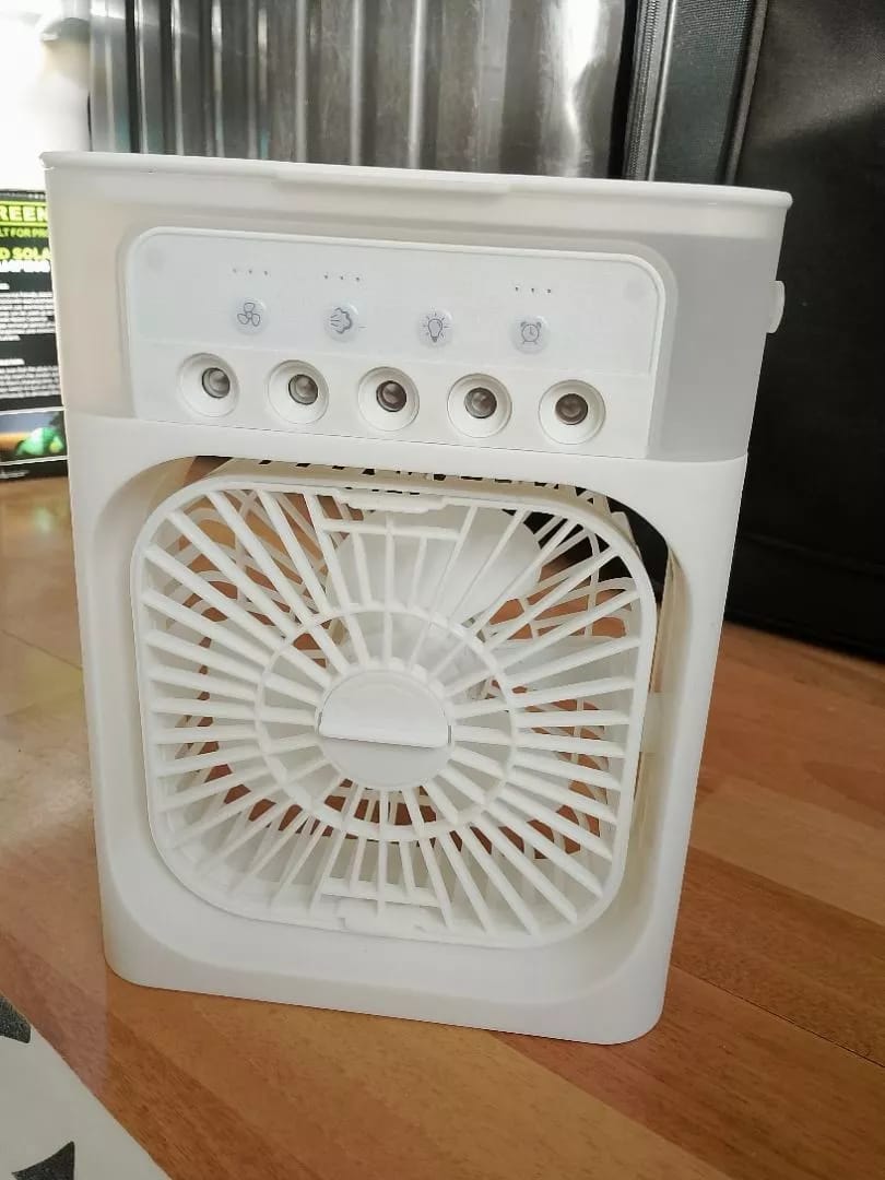 Customer photo review of 3-in-1 USB Air Cooler Fan – Humidifier & 7-Color LED Night Light