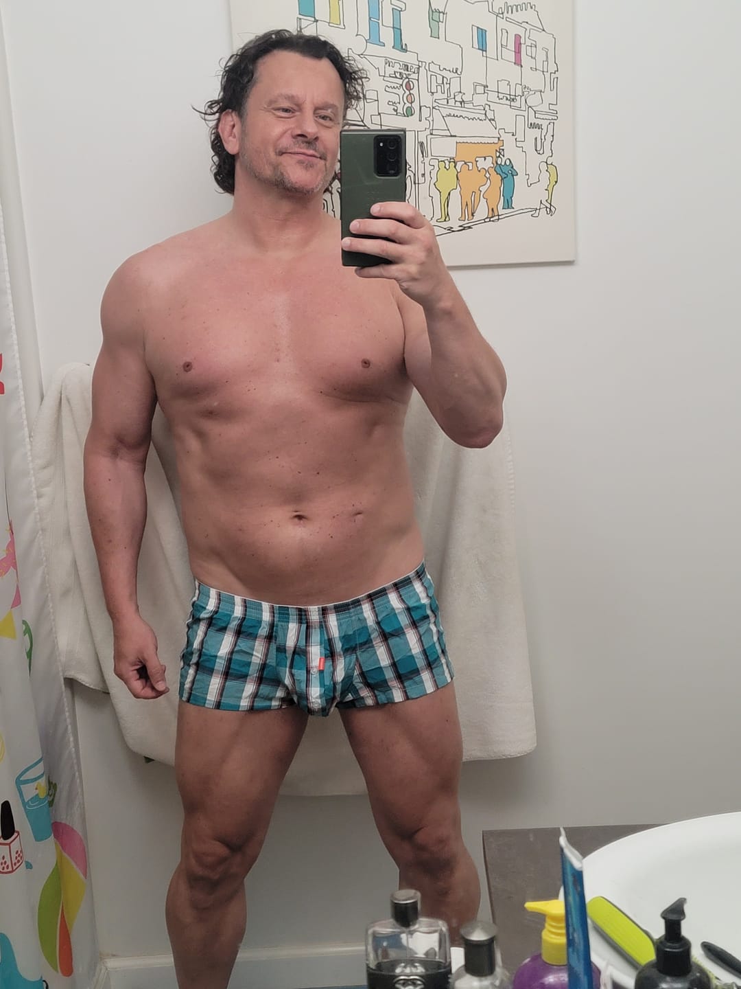 Customer photo review of Mens Plaid Front Pouch Boxer Shorts