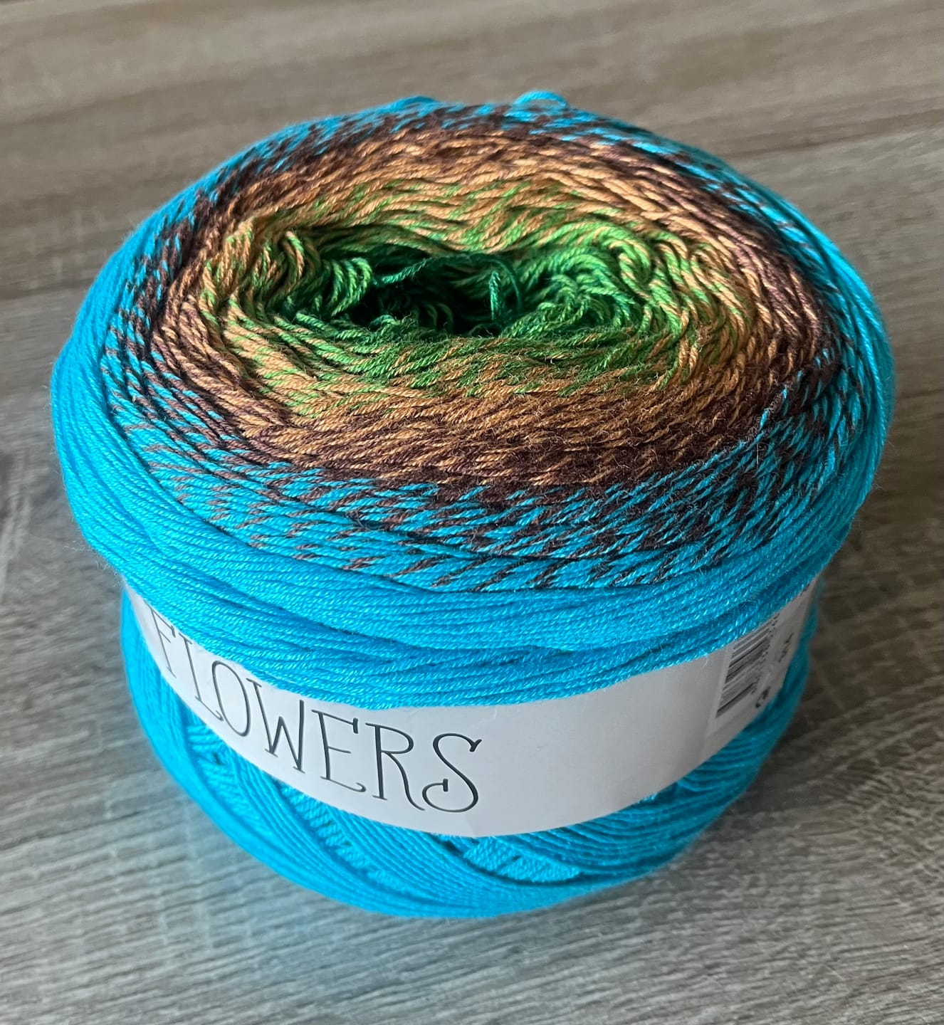 Customer photo review of YarnArt Flowers