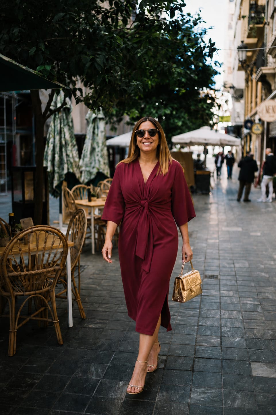 Customer photo review of Yeese Plus Size Women's Linen Pocket Dress