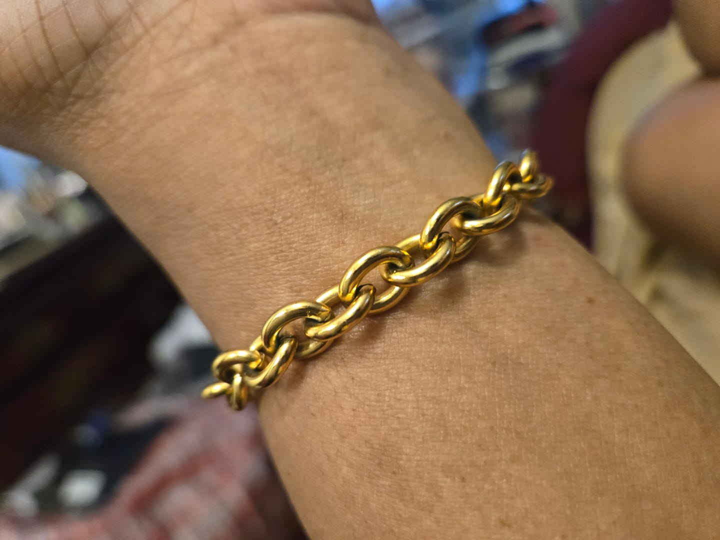 Customer photo review of Chunky Rolo Chain Bracelet
