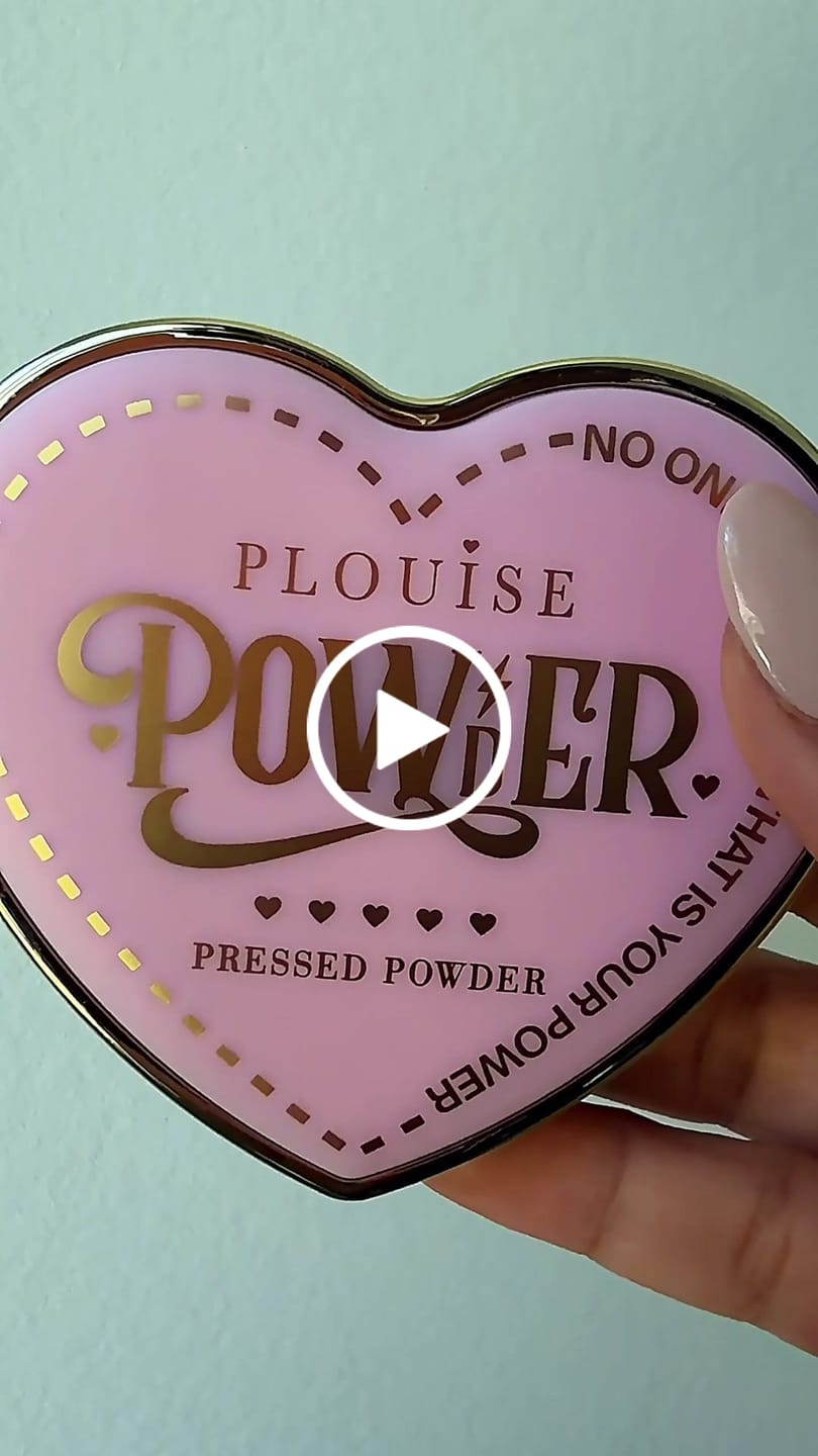 Customer video review of P.Louise Under-Eye Brightening Powder
