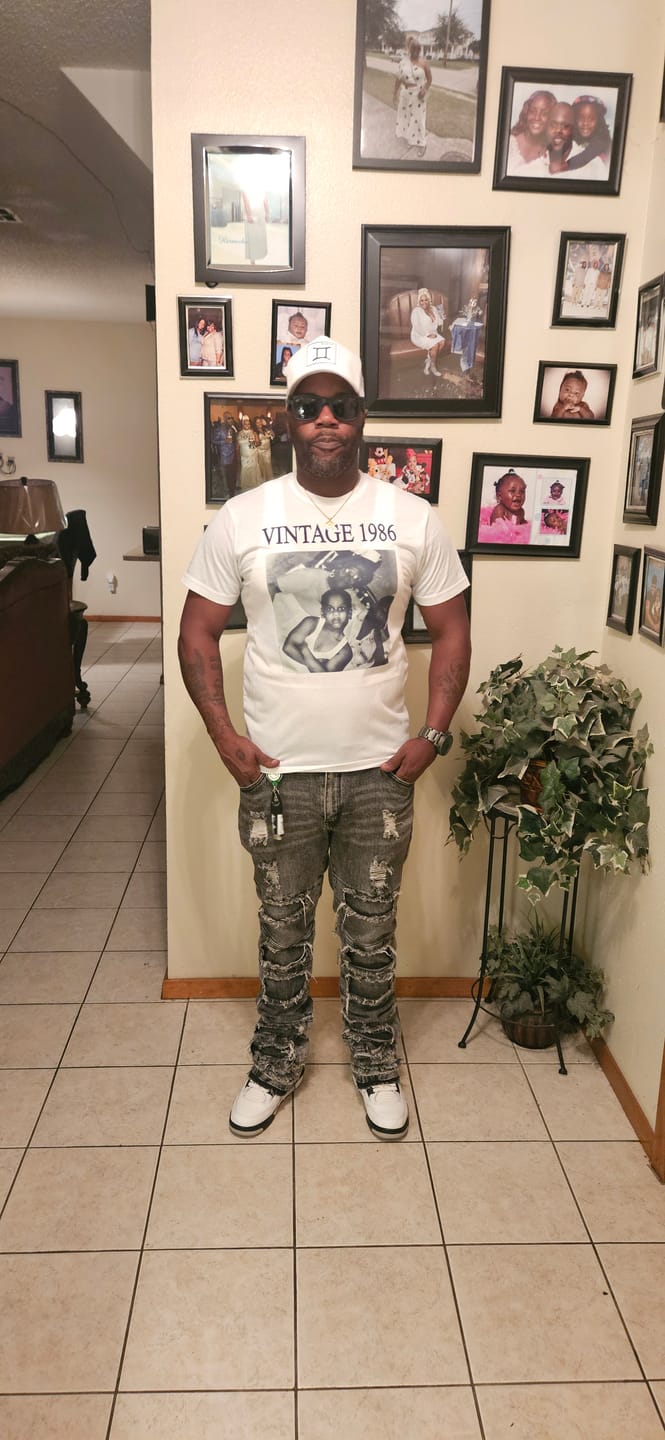 Customer photo review of Vintage Photo And Year - Personalized Comfort Tee
