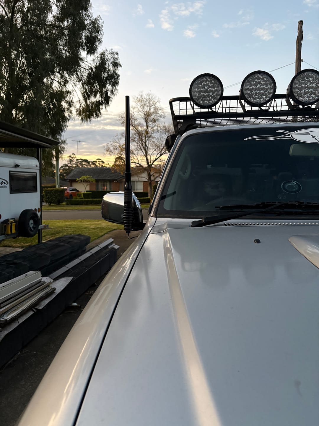 Customer photo review of Nissan Gu Patrol Y61 2004-On UHF Mirror Mount
