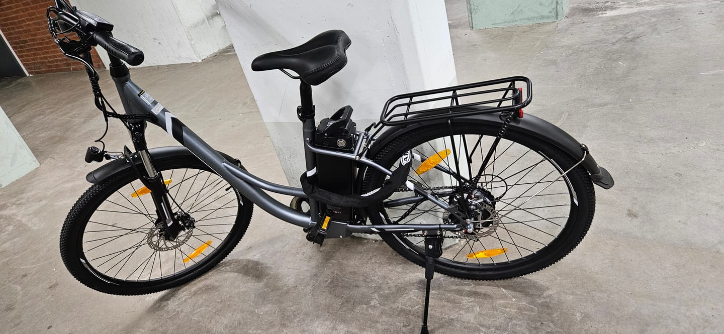 Customer photo review of Touroll B1 City Electric Bike