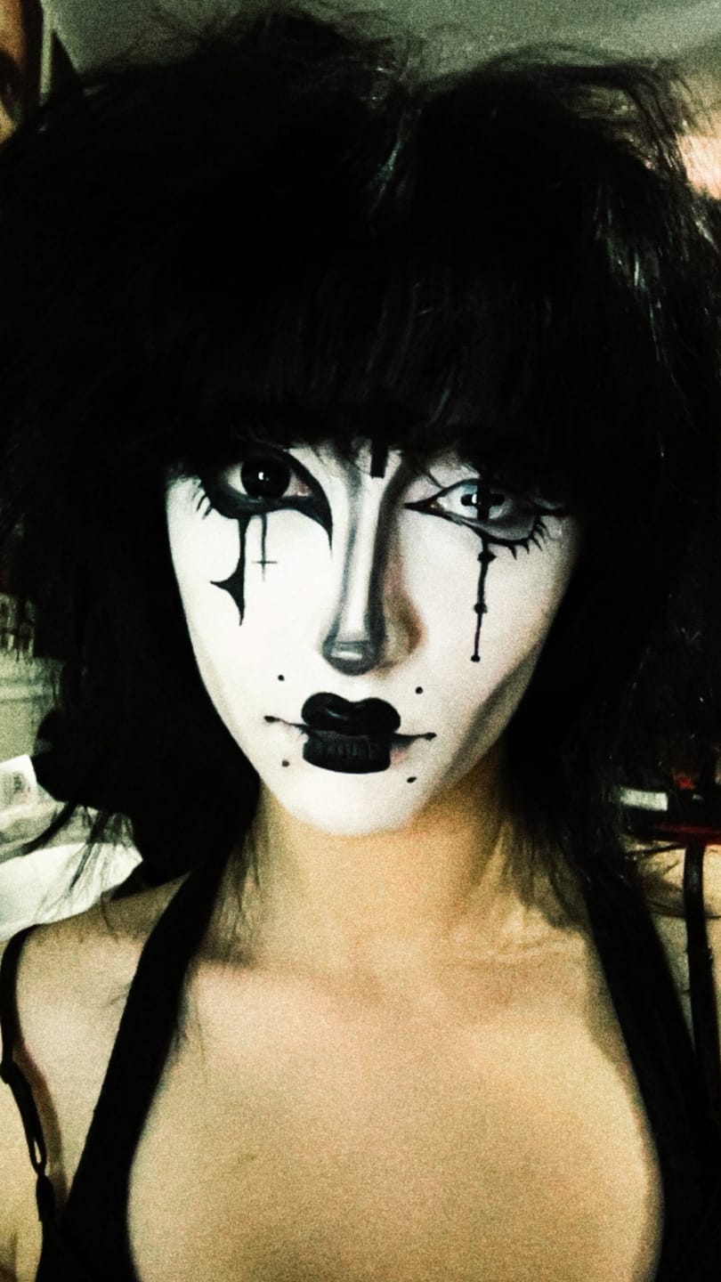 Customer photo review of Halloween black block Prescription Colored Contact Lenses