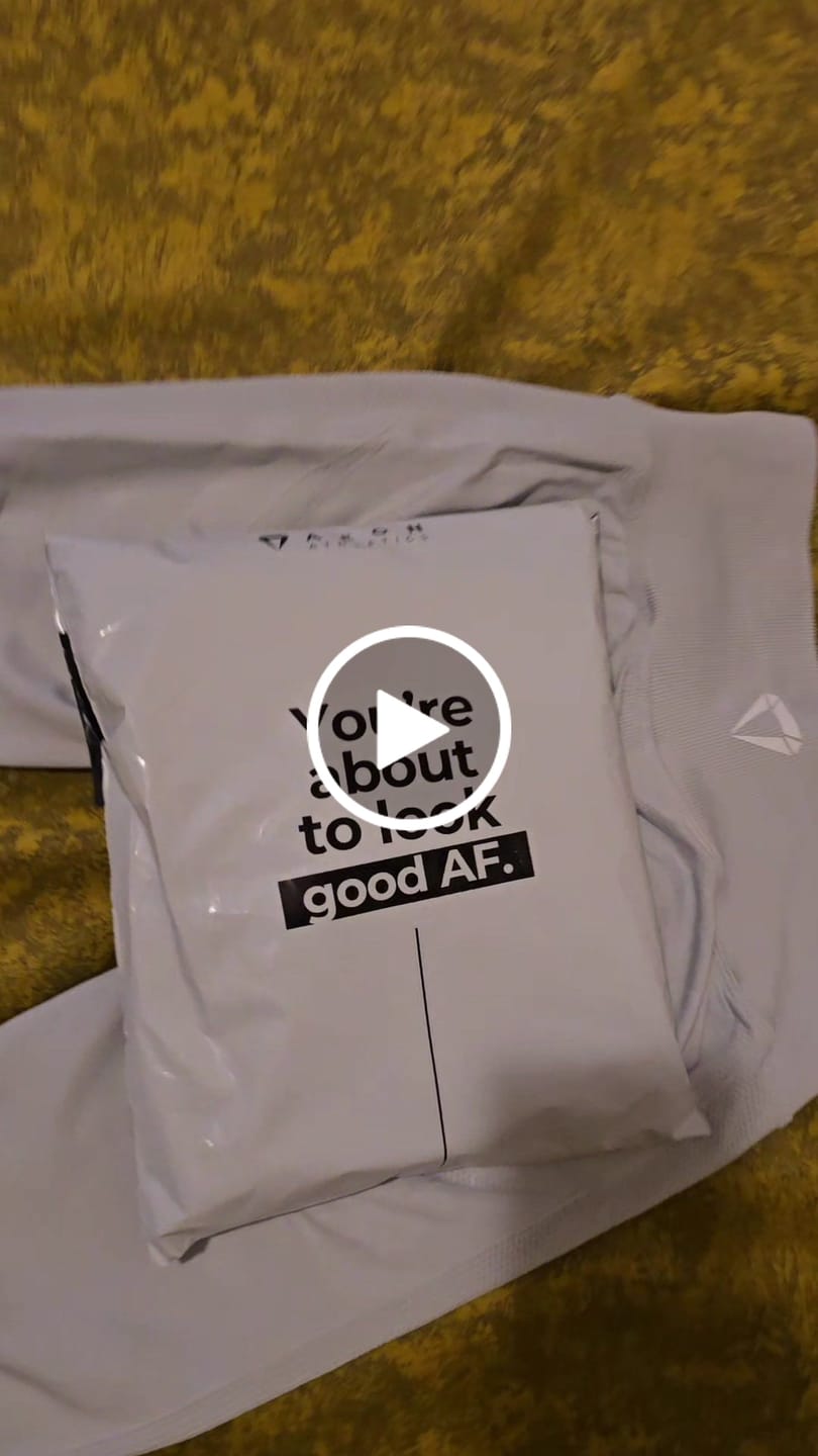 Customer video review of MOTION SEAMLESS LEGGINGS