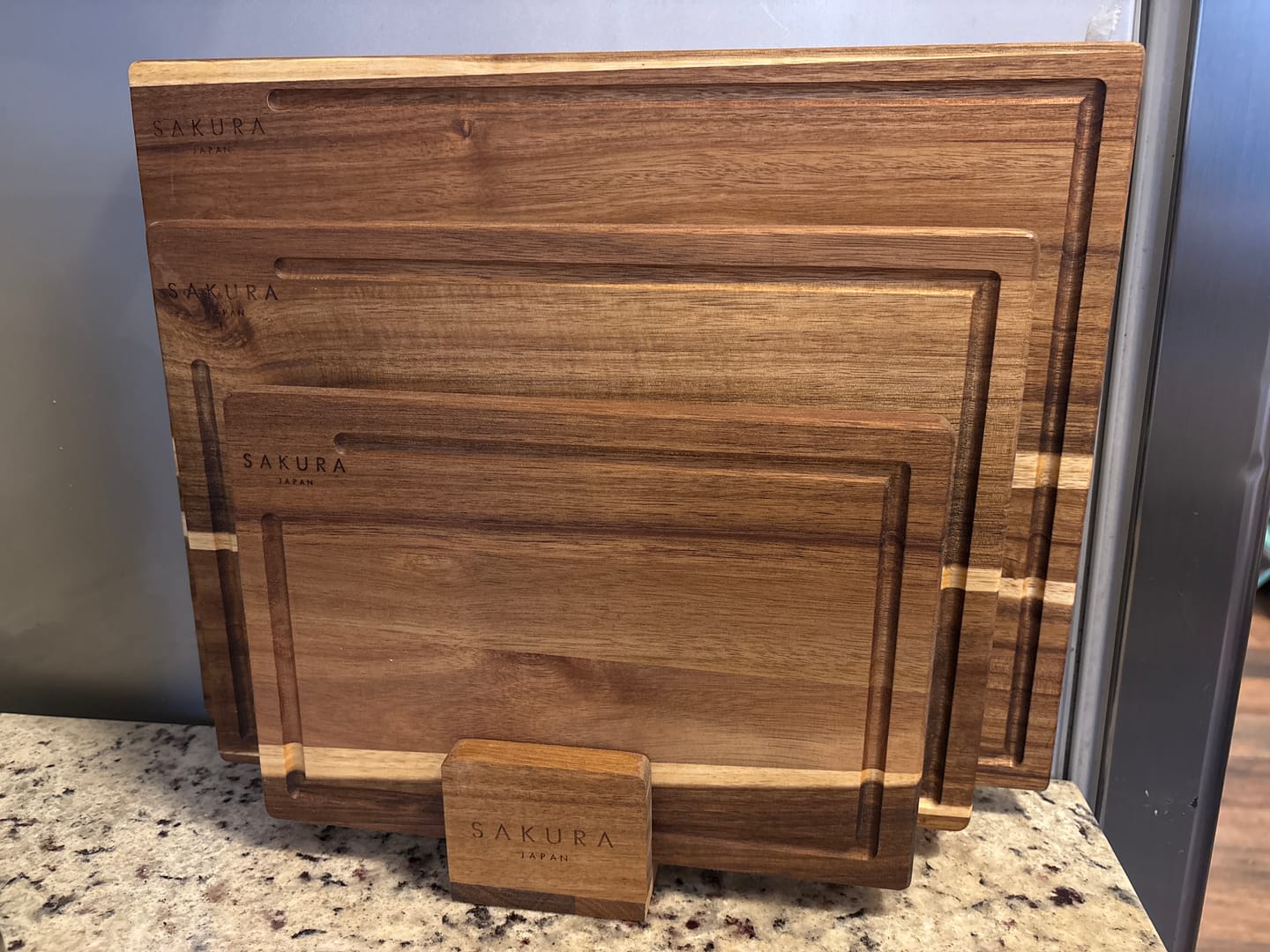 Customer photo review of Set X3 Tablas De Corte C/Base Sakura Sequence Edition Acacia