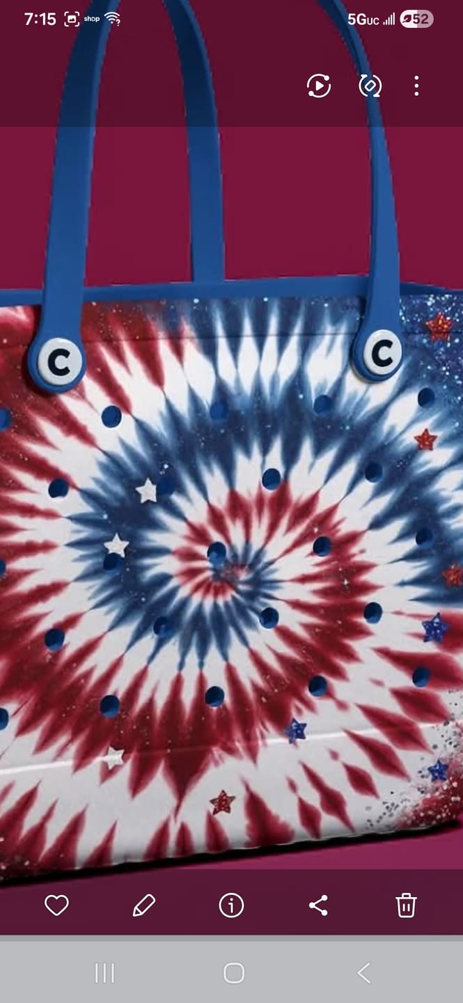 Customer photo review of Ceeprints Cee™ Bag Independence Day Waves