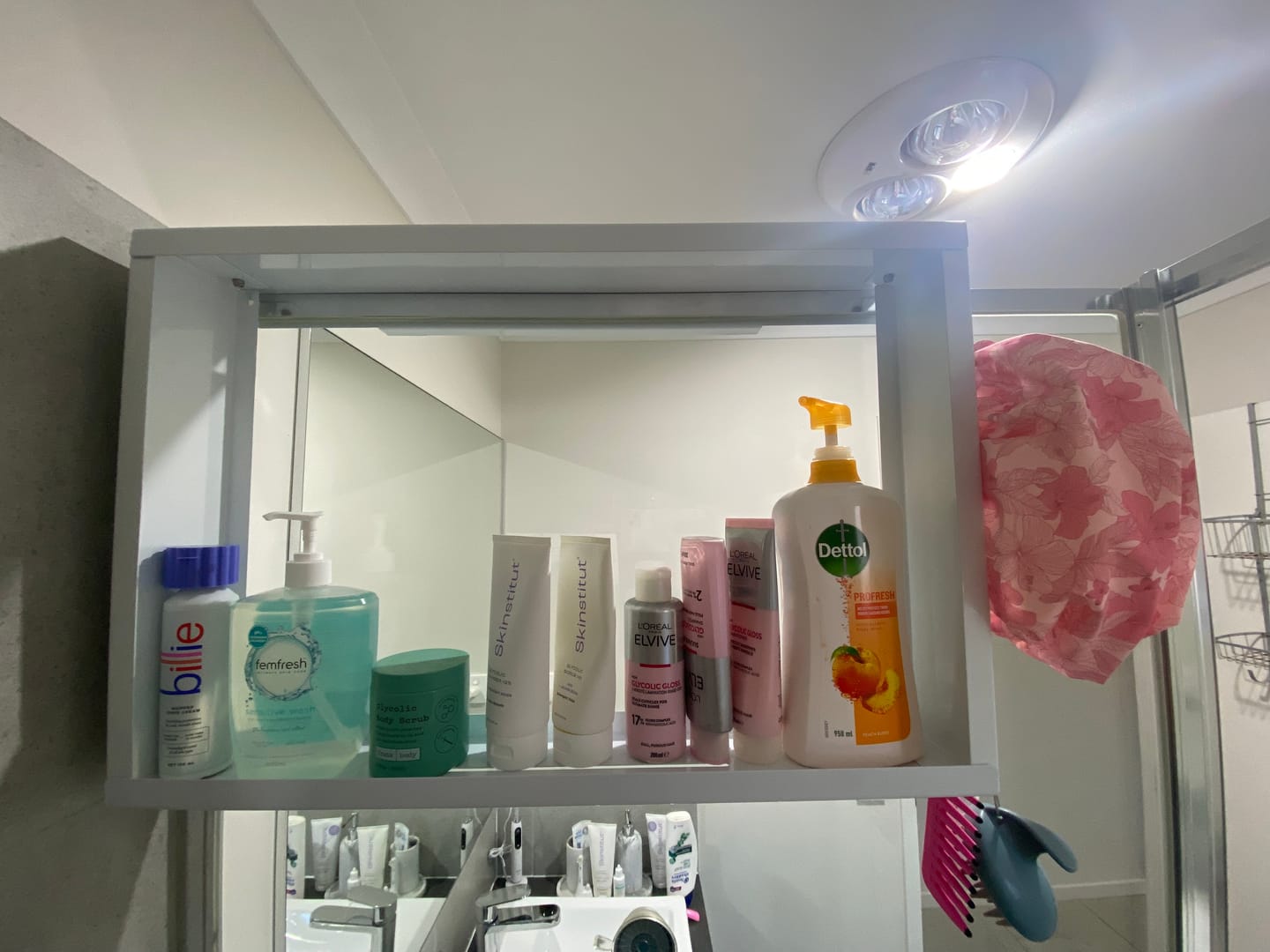 Customer photo review of Shower Shelf Caddy