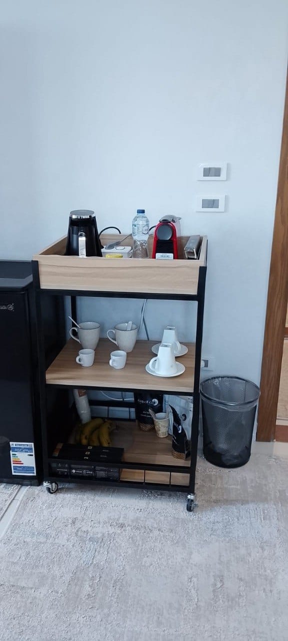 Customer photo review of كوفي كورنر خشب MDF وستيل مقاوم للصدأ - 60 × 50 × 95 سم