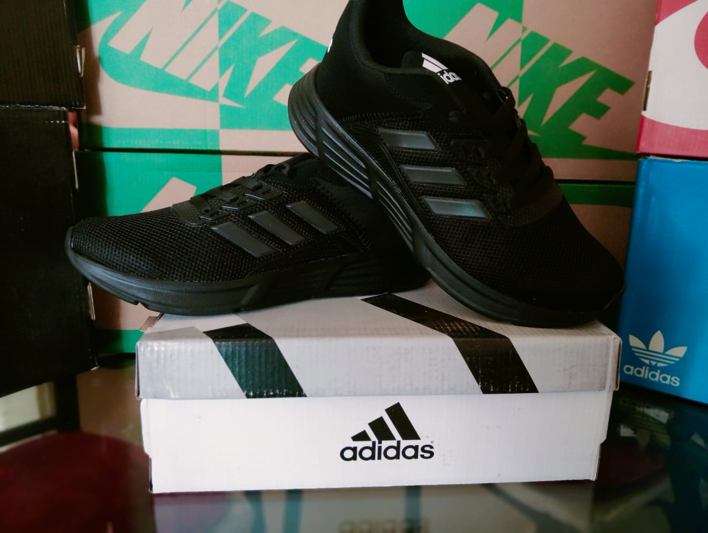 Customer photo review of Tenis 510 Negro Oxford