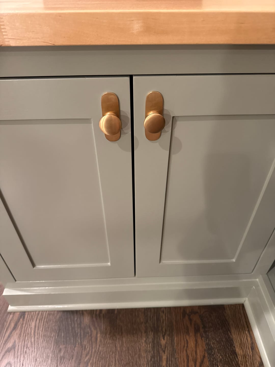 Customer photo review of Unlacquered Brass Brushed Round Drawer Pulls with Backplate